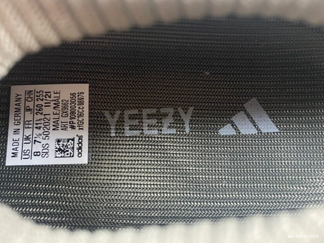 Cinder Yeezy Adidas GX9662 450 0815